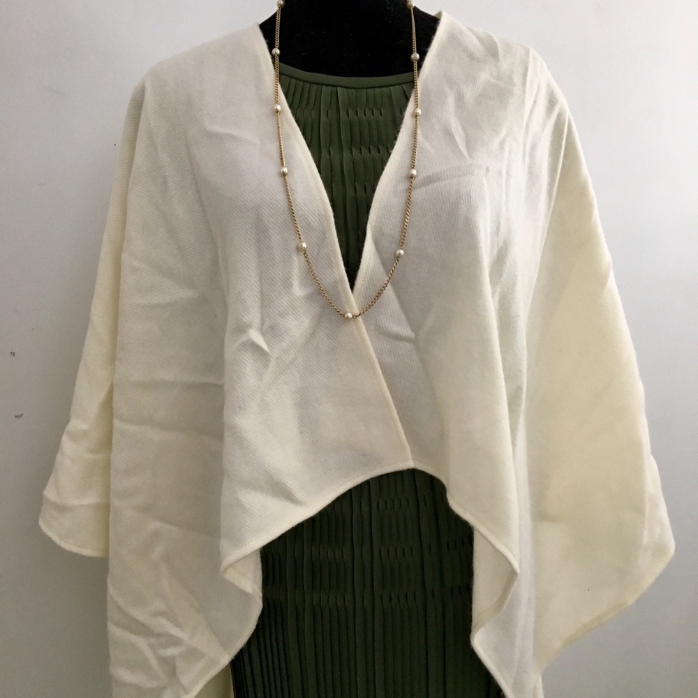 Cream Drapey Open-Faced Cardigan